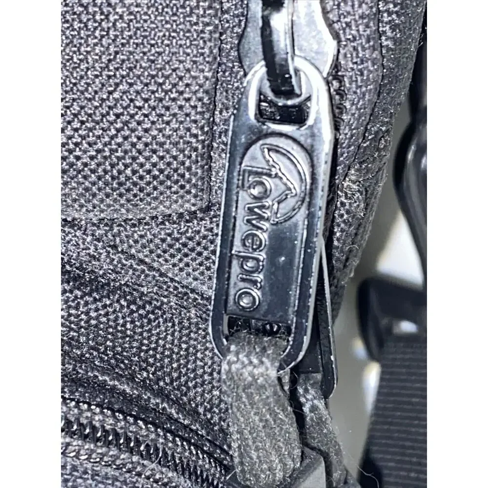 LOWEPRO TLZ MINI CAMERA CASE TOP LOADING BAG ZIPPERED POCKETS ADJUSTABLE STRAP